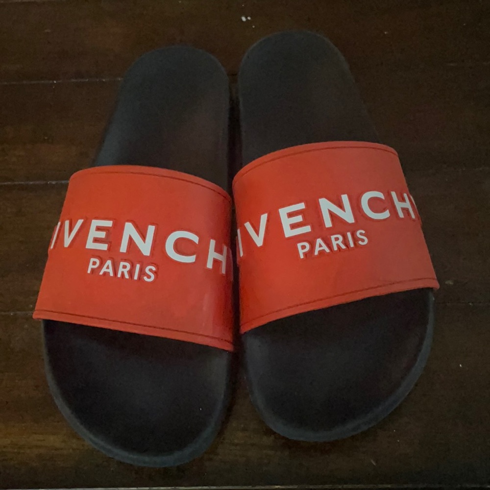 Givenchy Men’s slides